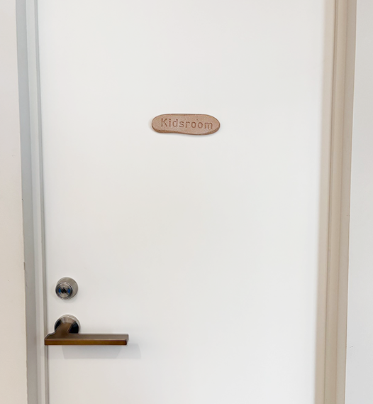 SIGN PLATE -FAUX STONE- 「Kidsroom」